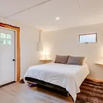 Cozy Hillsgrove Cabin Rental - Pet Friendly!